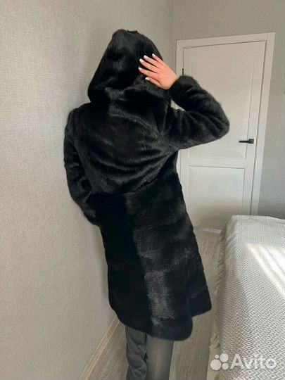 Норковая шуба с капюшоном