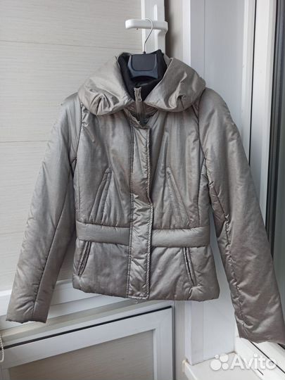 Новая куртка весна/осень на 42-44 Concept Club