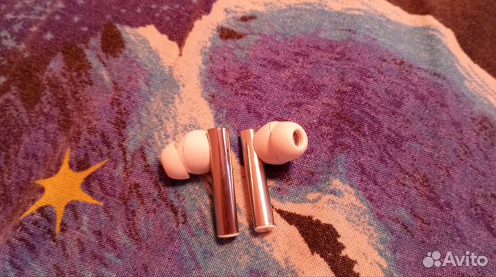 Наушники realme