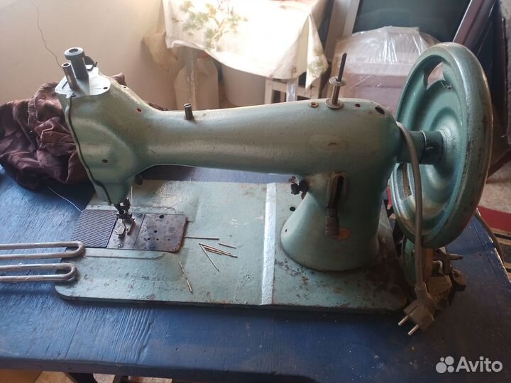 Продам промышленную швейную машинку, бу