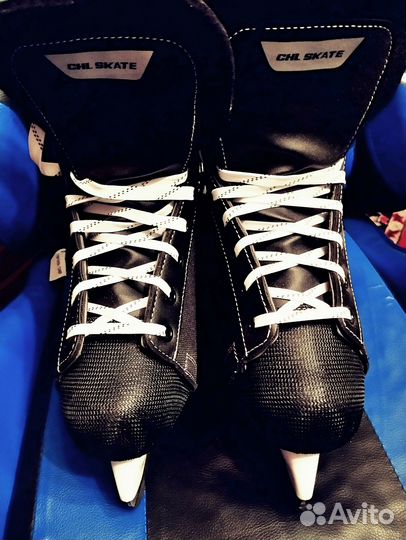 Коньки хоккейные 43 размер