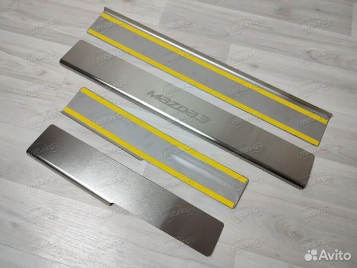 Накладки на пороги 