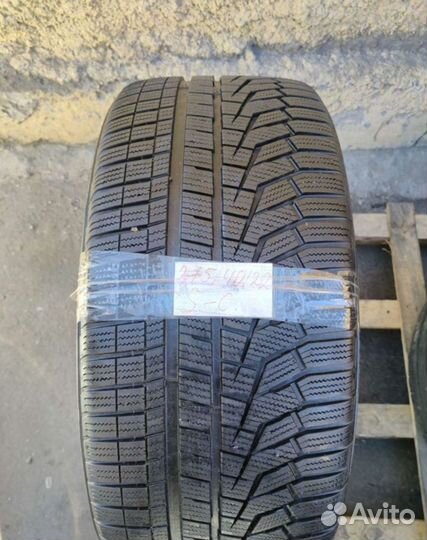 Hankook Winter I'Cept Evo2 W320A SUV 275/40 R22 107V