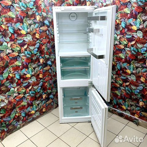 Встраиваемый холодильник б/у Miele с доставкой