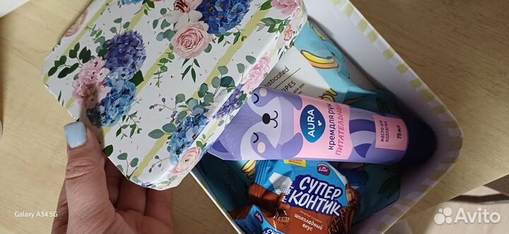 Подарочный бокс на 8 марта