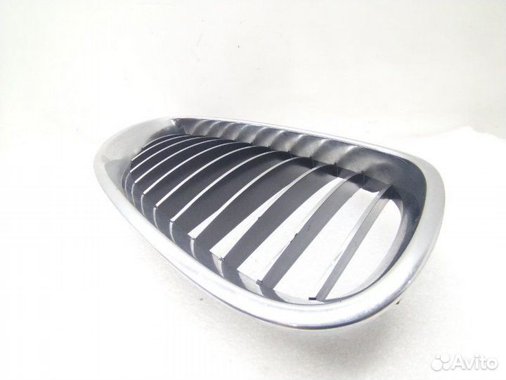 Решетка радиатора передняя правая Bmw 5-Series E60