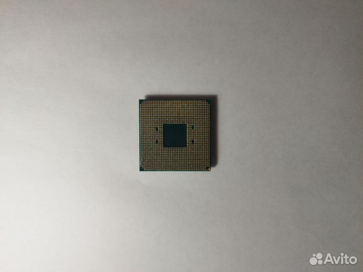 Процессор Ryzen 3 1300x(без термопасты)