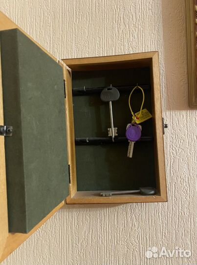 Ключница настенная