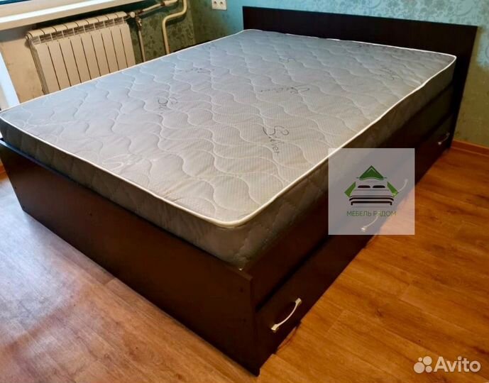 Кровать двуспальная