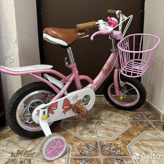 Велосипед детский 4х колесный 3-5 лет