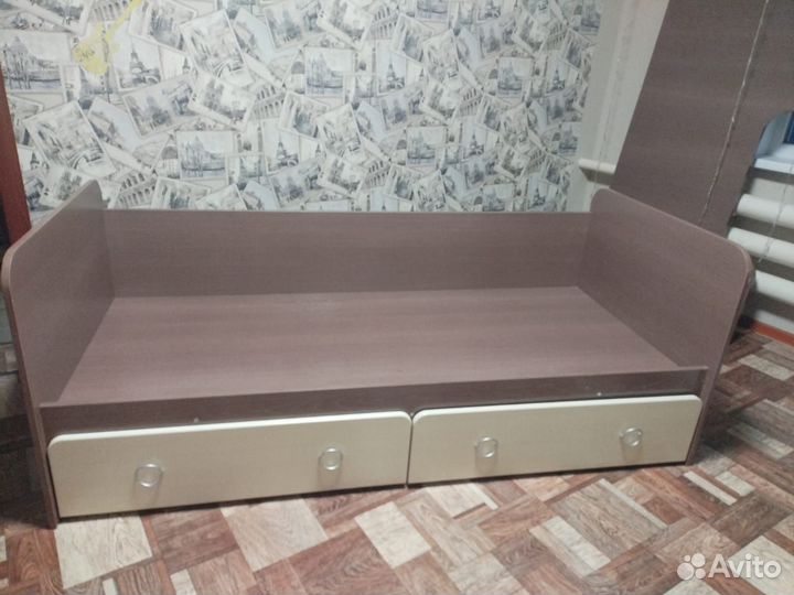 Продам кровать бу