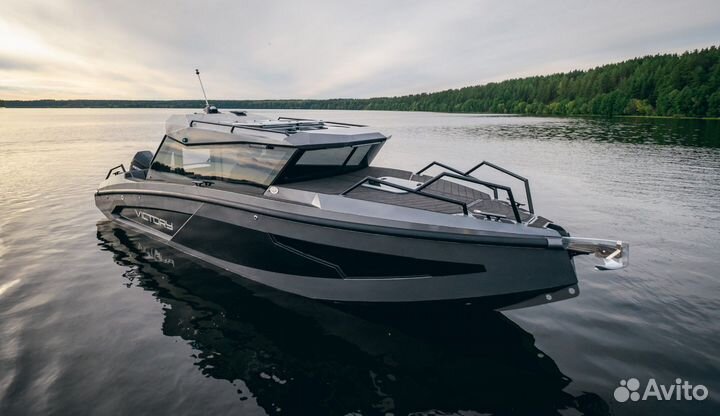 Алюминиевый катер Виктори A8 cabin