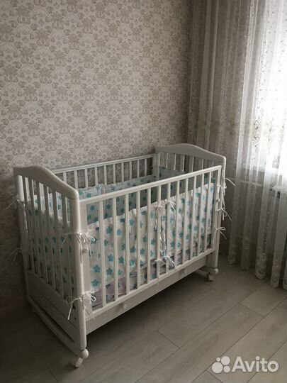 Детская кроватка качалка