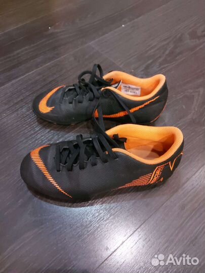 Продам бутсы nike