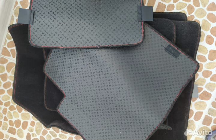 Коврики tiida nismo