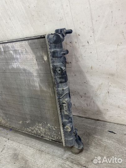 Радиатор основной Renault Logan