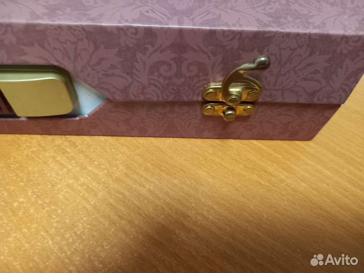 Коробка подарочная