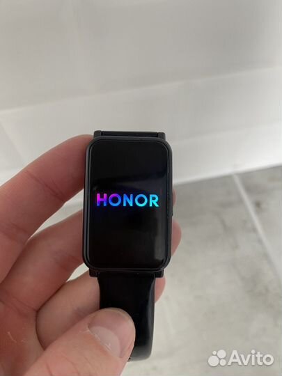 Смарт часы honor