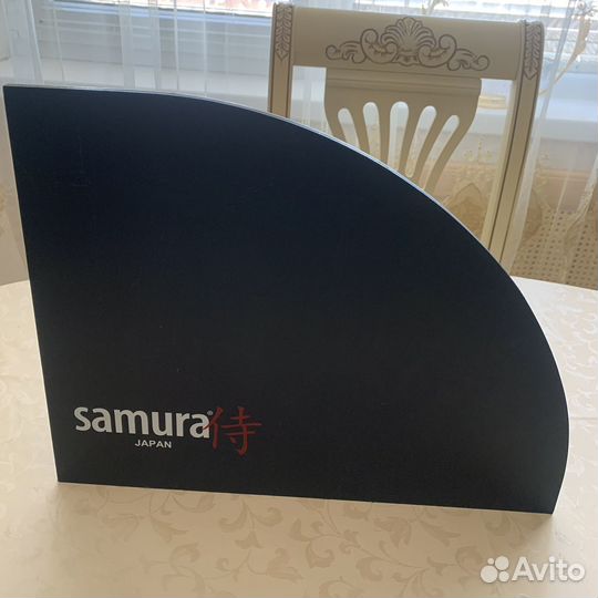 Магнитный держатель пдставка для ножей samurа