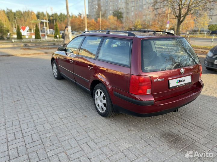 Volkswagen Passat 1.6 AT, 1998, 399 700 км
