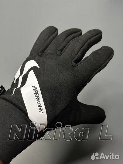 Перчатки и снуд Nike