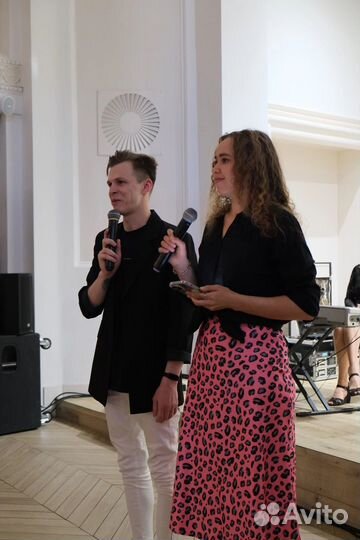 Ведущая, Организатор мероприятий