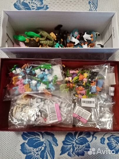 Киндеры, фигурки на обмен