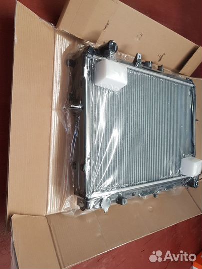 Радиатор основной на mazda bongo SK22 R2