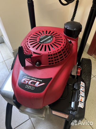 Бензиновая мойка высокого давления Пойседон