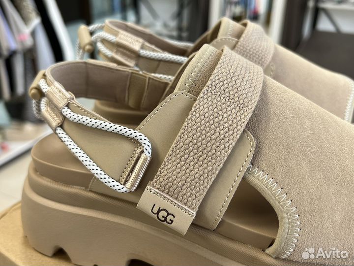 Босоножки UGG на платформе