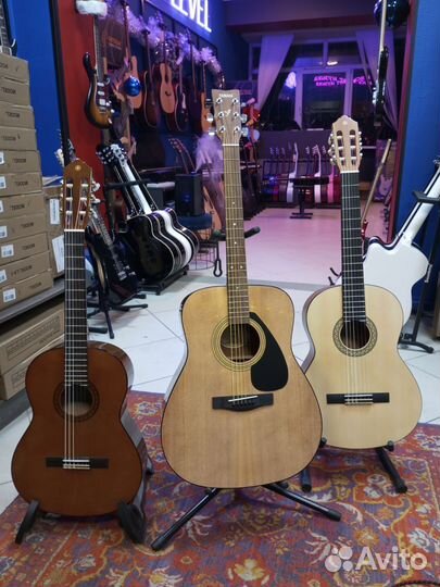 Гитара Yamaha новая