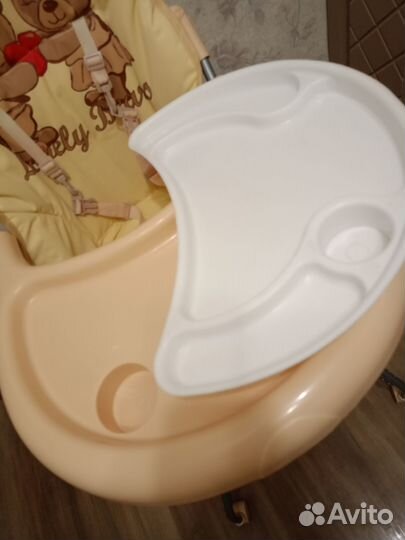 Детский стульчик для кормления