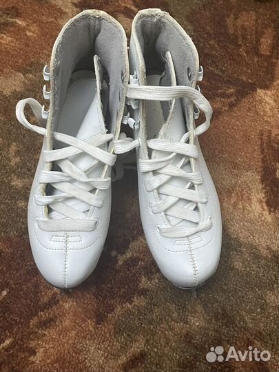 Коньки фигурные