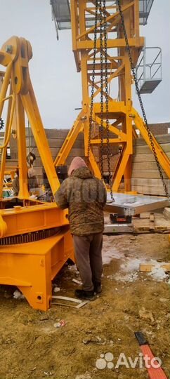 Кран башенный qtz 125