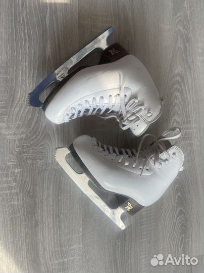 Коньки Risport RF 3 размер 220