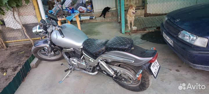 Suzuki Desperado VZ400