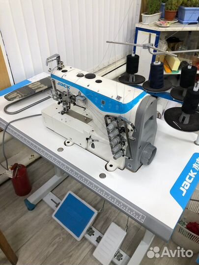 Распошивальная машина с плоской платформой