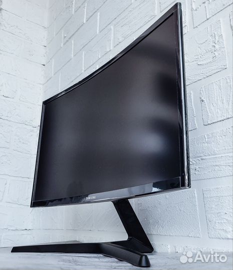 Монитор Samsung Odyssey CRG5