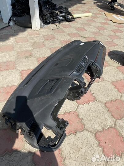 Торпедо с подушкой Honda CR-V 5