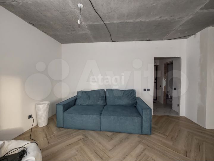 2-к. квартира, 54 м², 10/14 эт.