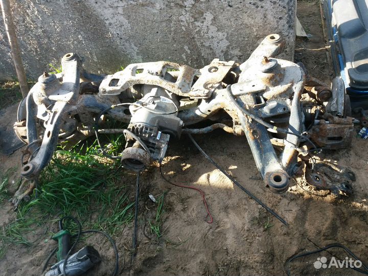 Задняя балка Рычаг Амортизатор Пружина XC90 муфта