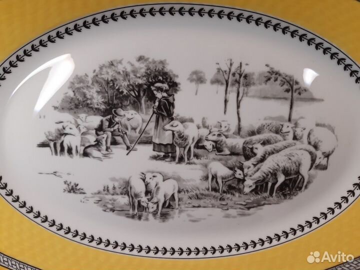 Блюда фарфоровые 42 и 38 см. Zarin, Иран