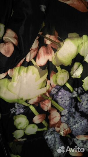 Куртка женская без бирки 48 размер