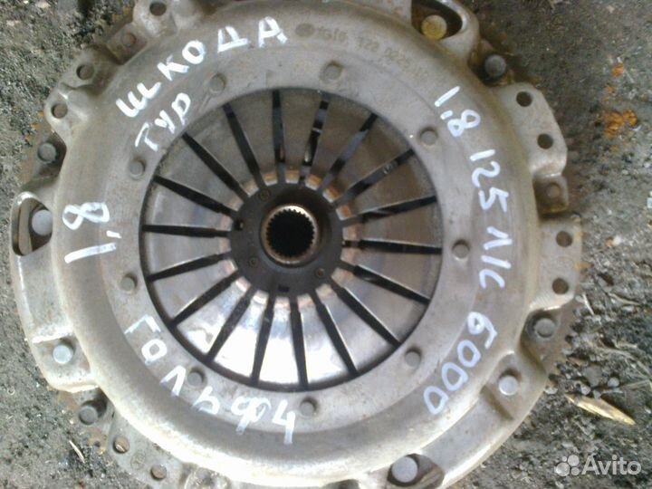 Маховик Шкода Октавия 1.8