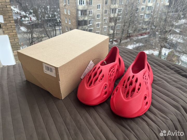 Adidas Yeezy Foam Runner “Vermillion”