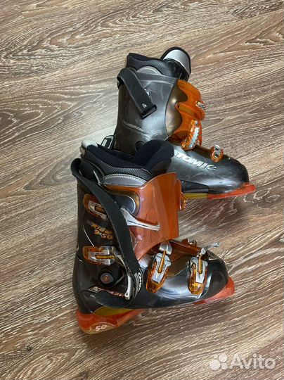 Горнолыжные ботинки