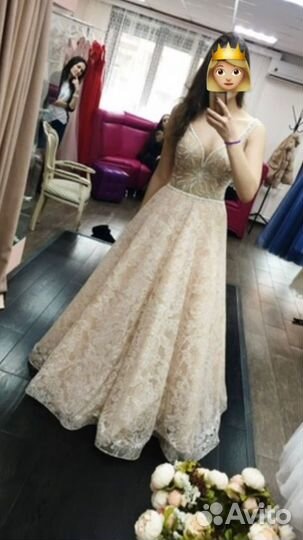 Свадебное платье