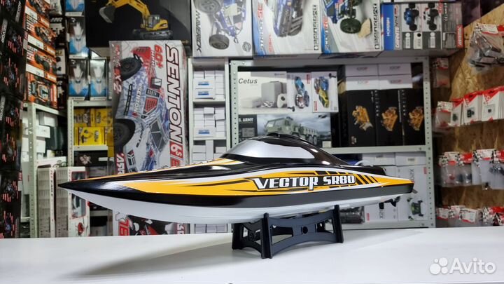 Радиоуправляемый катер Volantex RC Vector SR80