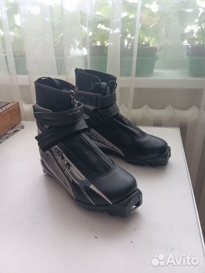 Лыжные ботинки trek 37