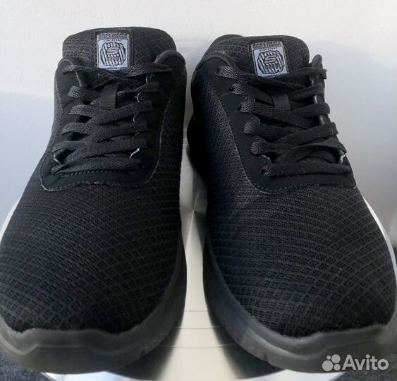 Кроссовки мужские skechers 45